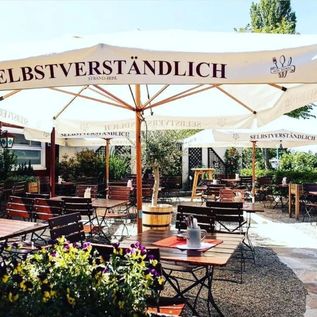 Gastgarten des Selbstverständlich an der Alten Donau
